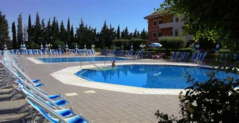 hotels villaggio sant antonio isola.